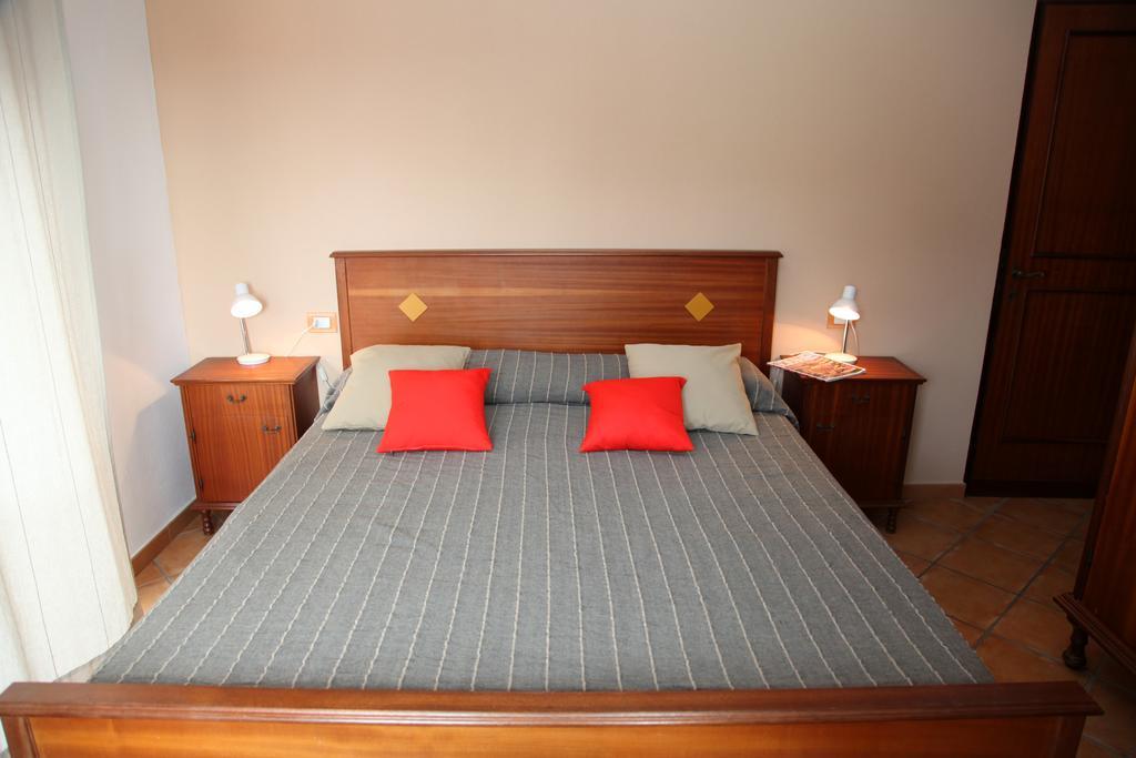 La Contessa Aparthotel Santa Teresa Gallura Bilik gambar