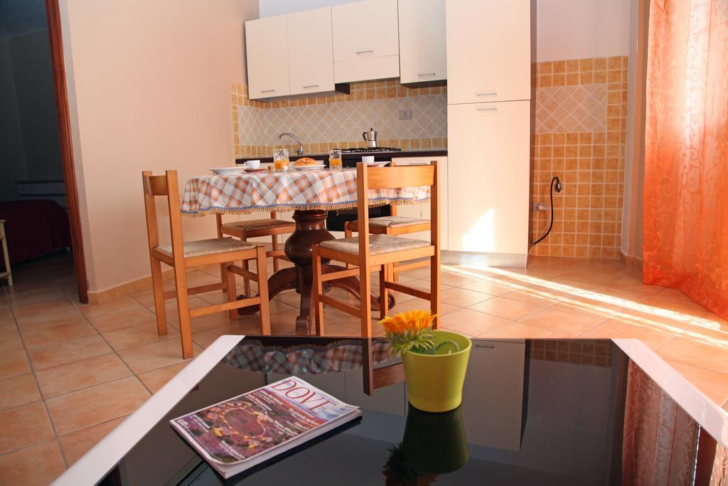 La Contessa Aparthotel Santa Teresa Gallura Bilik gambar