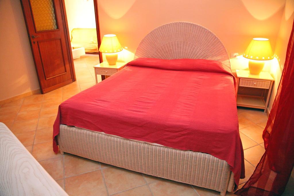 La Contessa Aparthotel Santa Teresa Gallura Bilik gambar